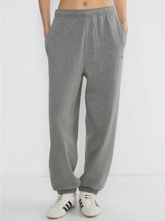 Aritzia Terry Sweatfleece Mega Jogger - Picture 2 of 10